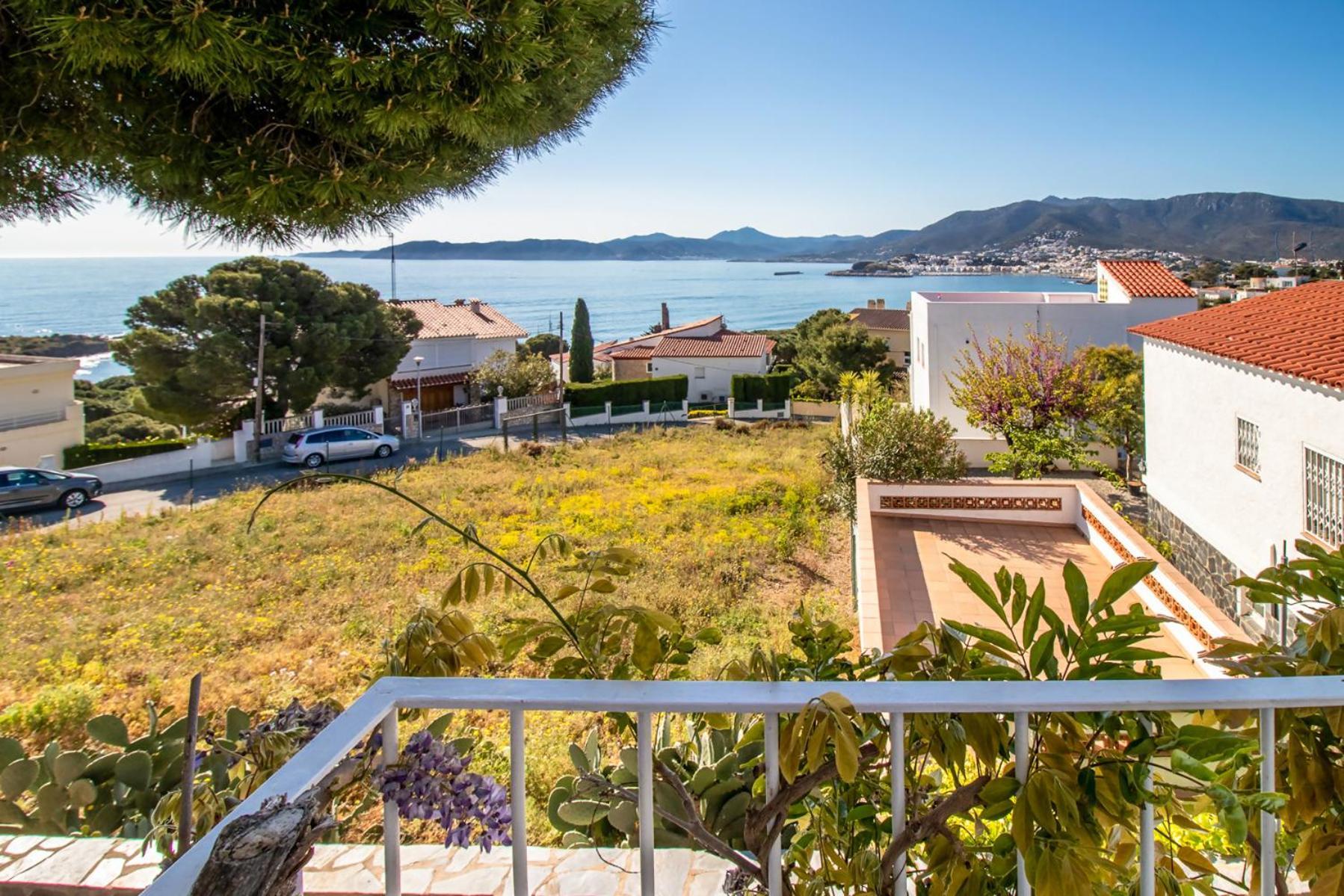Cap Ras 01 Apartamento Con Terraza Y Vistas Girona Eksteriør billede